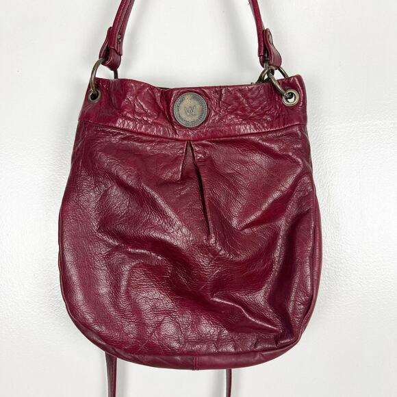 Wanderers Travel Co. The Lyon Handbag Burgundy Red Leather Crossbody - Picture 2 of 10